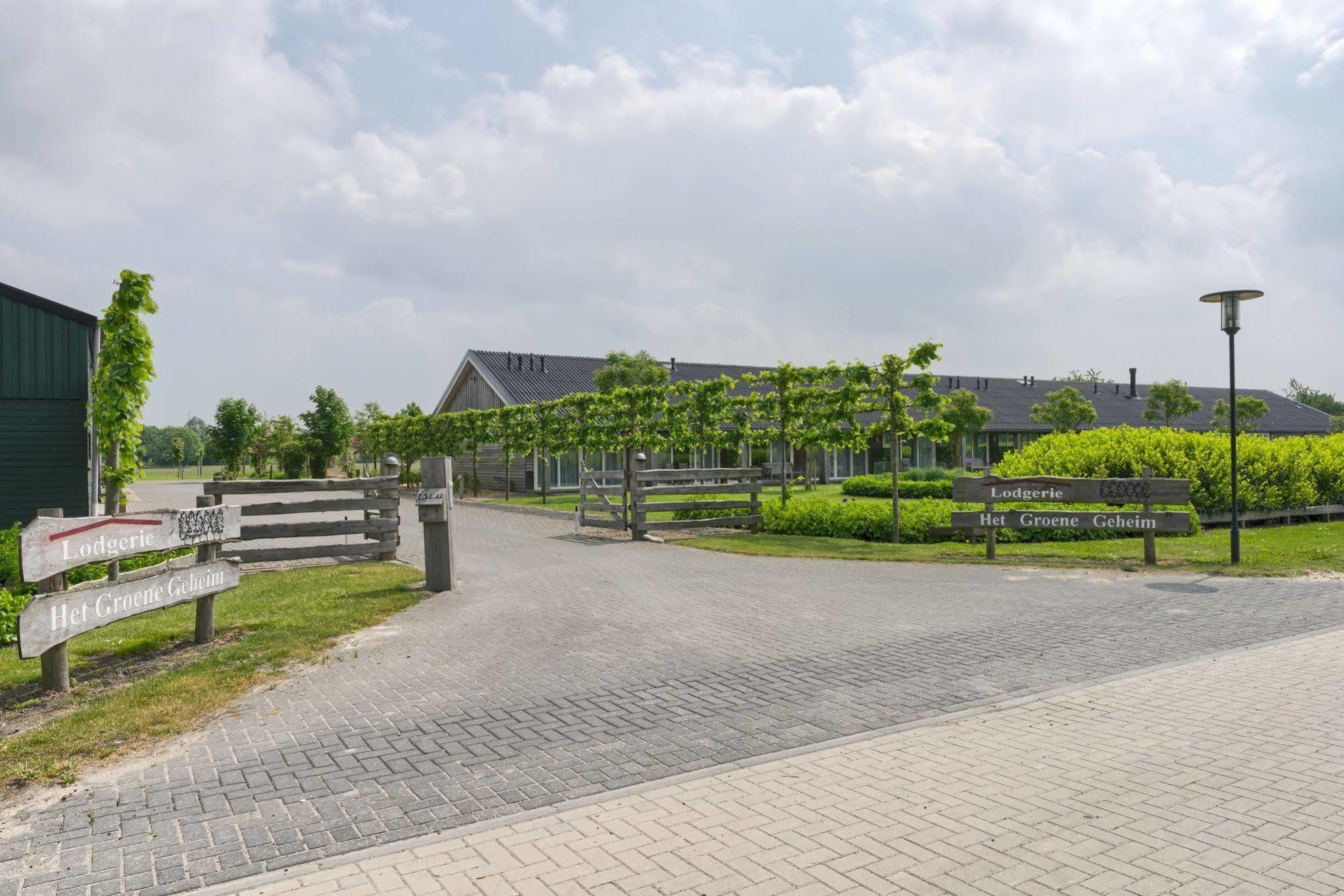 Lodgerie Het Groene Geheim Almere Luaran gambar